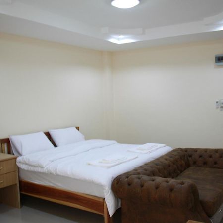 Grand Perfect apartamento Udon Thani Exterior foto